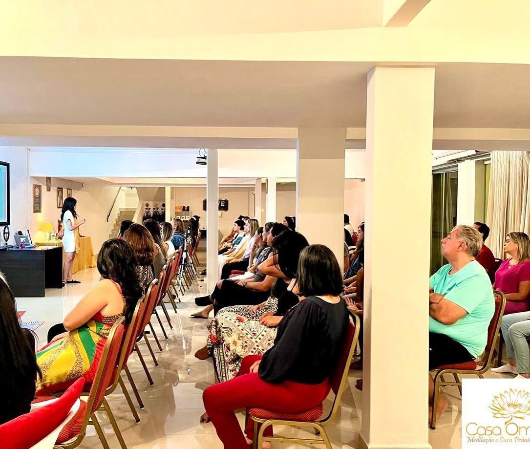 Audiência atenta durante a aula